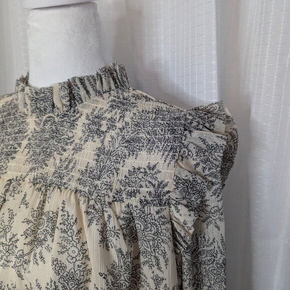 Ann Taylor Black and Cream Blouse - Picture 2 of 8